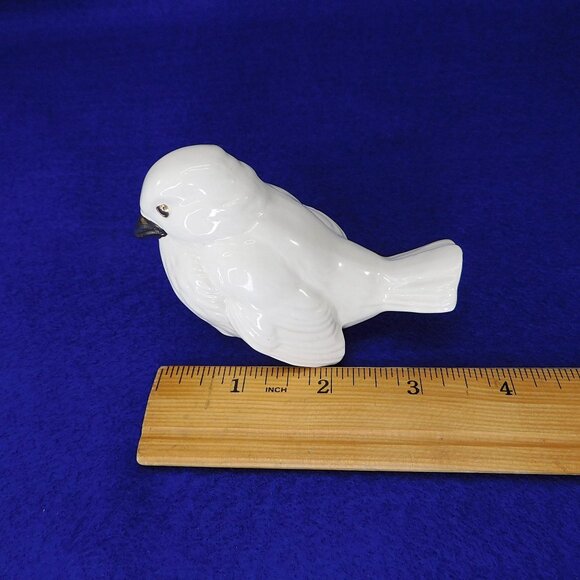 Vintage Goebel White Porcelain Bird Figurine With Gold Accents W. Germany - Picture 10 of 11